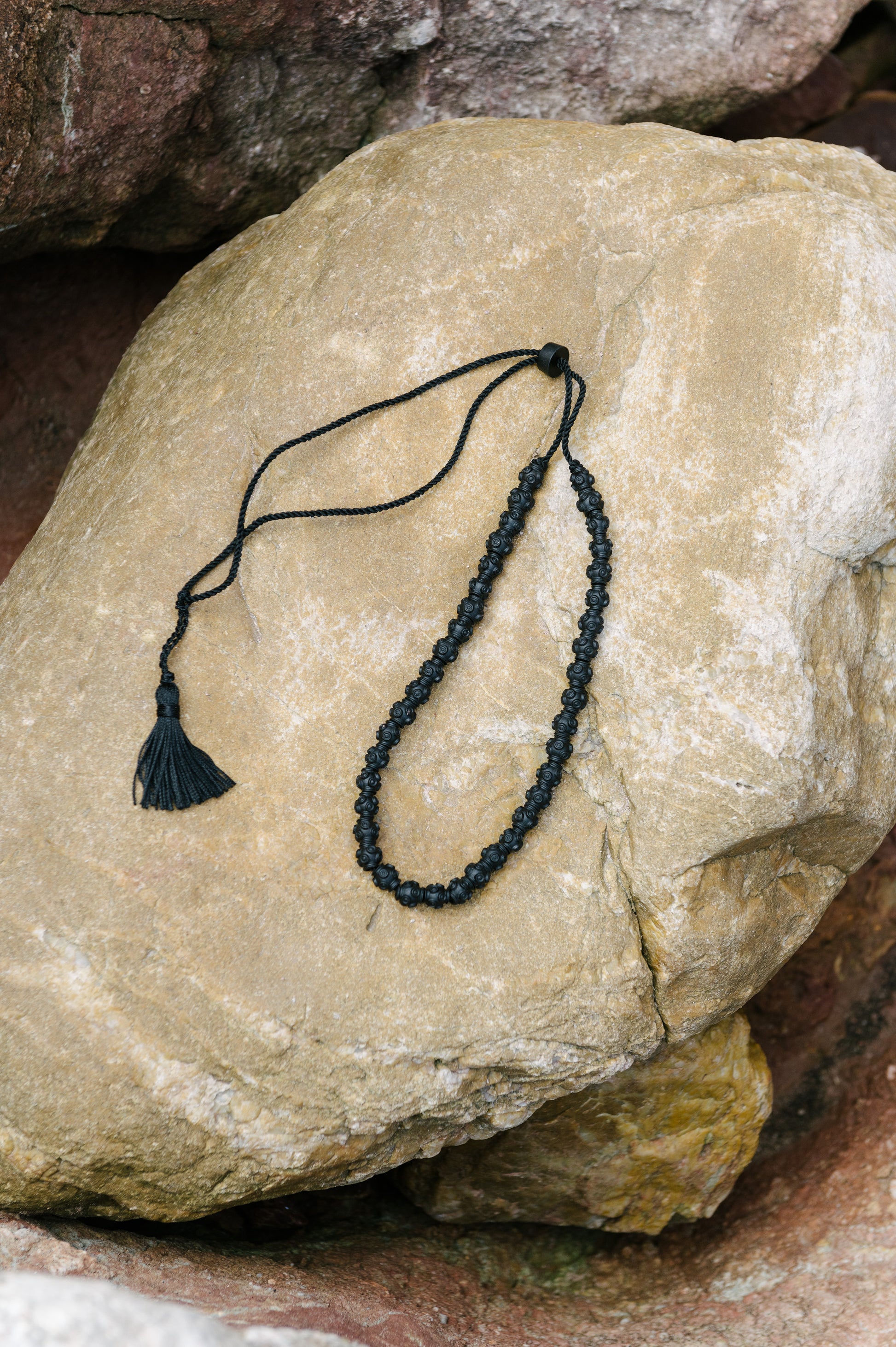 Colar de Doas de Viana de ébano