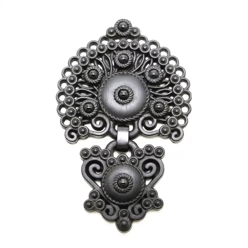 Colgante galápago de madera inspirado en la joyería tradicional gallega llamado sapo grande tradicional galego de dous corpos de madeira
